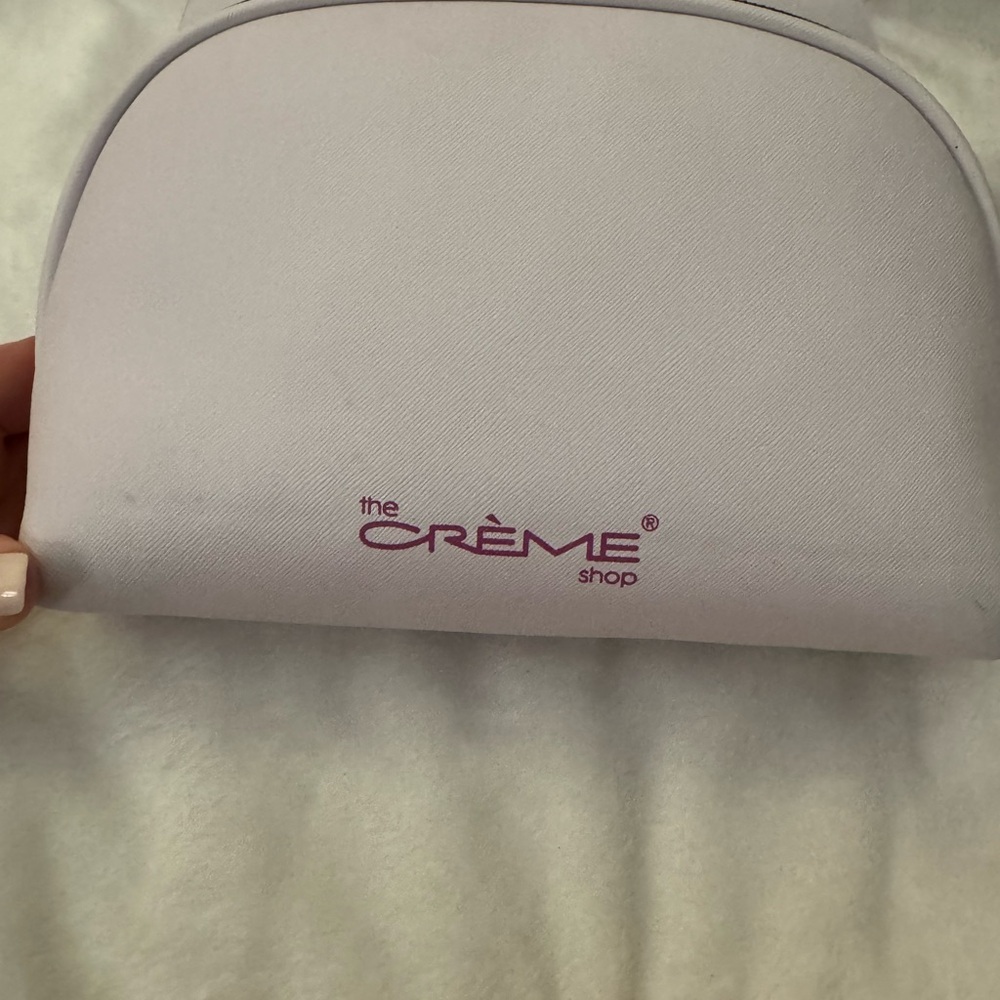 Hello Kitty by Crème Shop Cosmetic Bag and Makeup - Picture 7 of 7